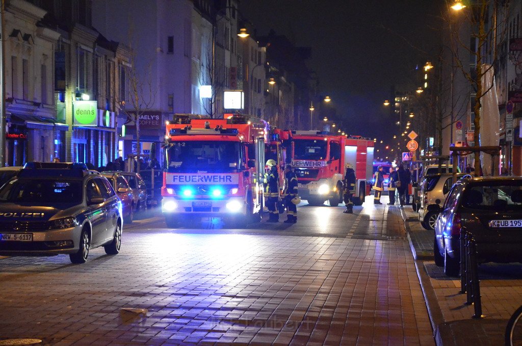 Feuer2Y Koeln Ehrenfeld Venloerstr P149.JPG